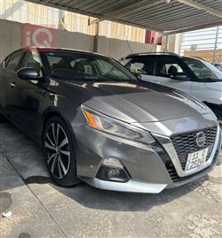 نيسان ألتيما